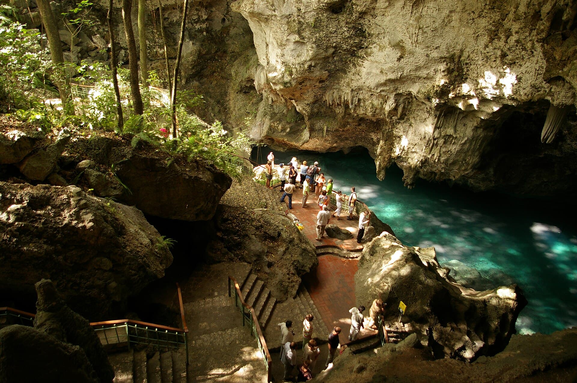 Los Tres Ojos natural attraction in Santo Domingo